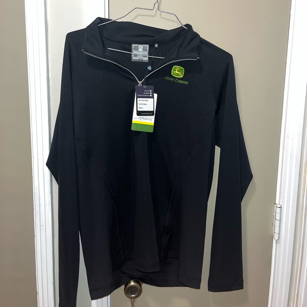 John Deere Black Performance Pullover NWT - image 3